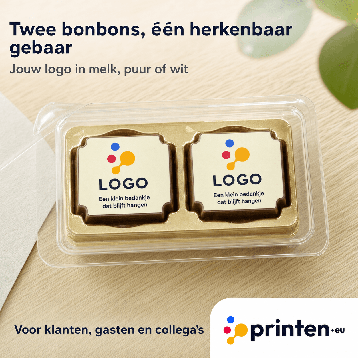 2 chocolade logobonbons in blisterdoosje