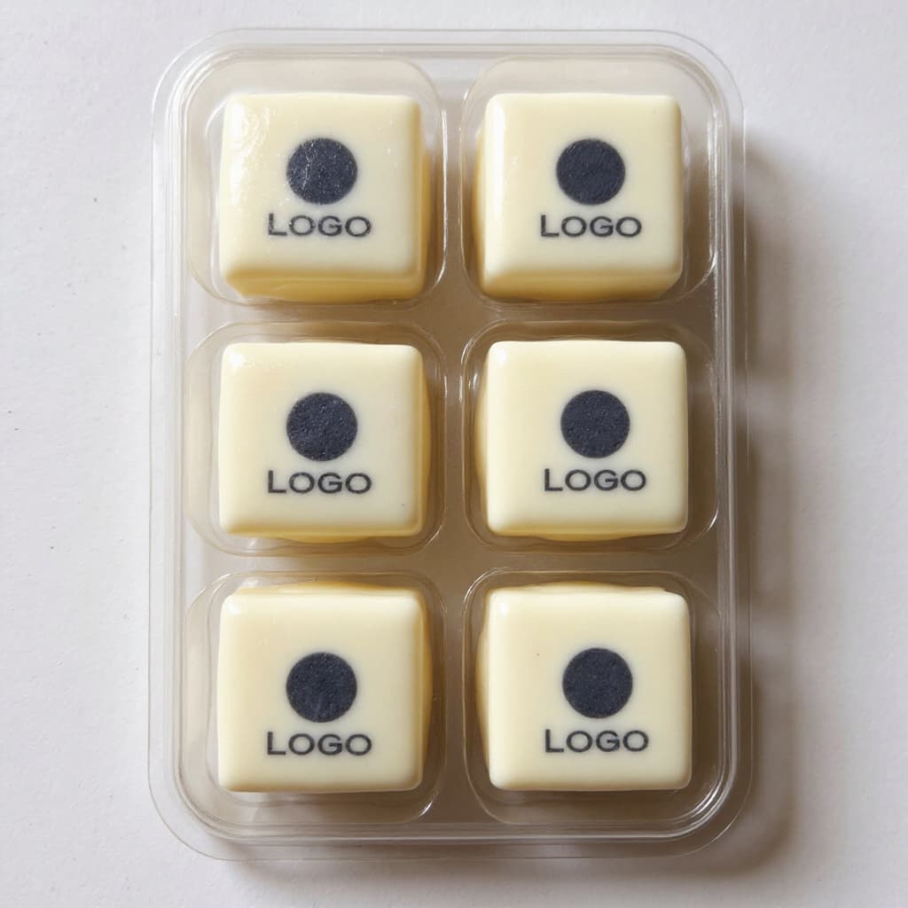 6 chocolade logobonbons in blisterdoosje